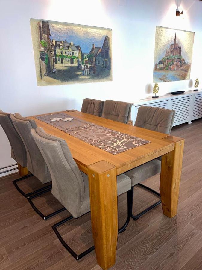 Beejmig Villa Arcen Luaran gambar
